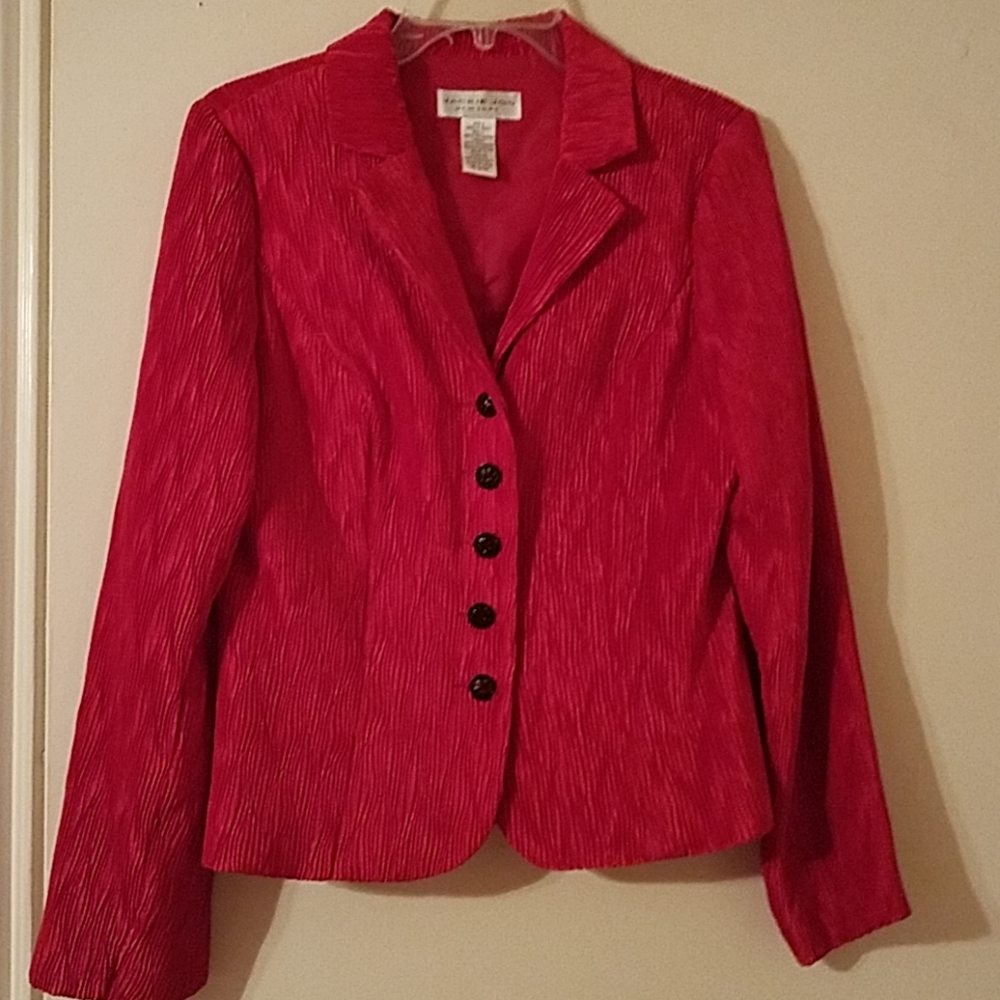 Beautiful Red jacket size 8